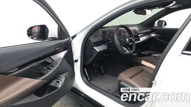 BMW 5-Series 520i M Sport