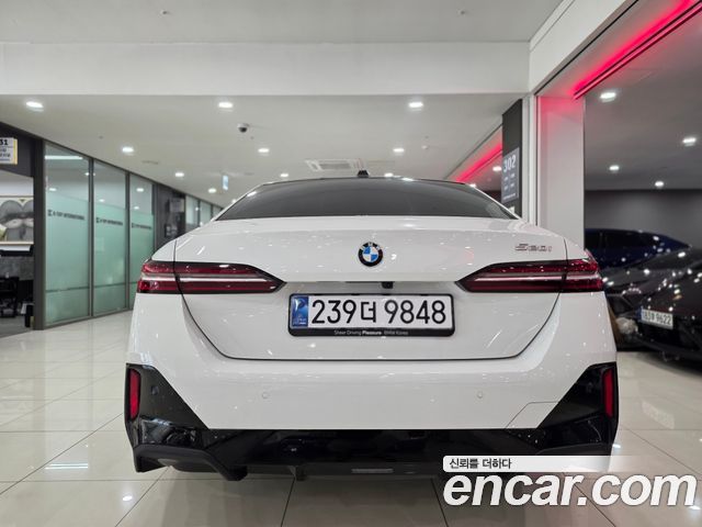 BMW 5-Series 520i M Sport