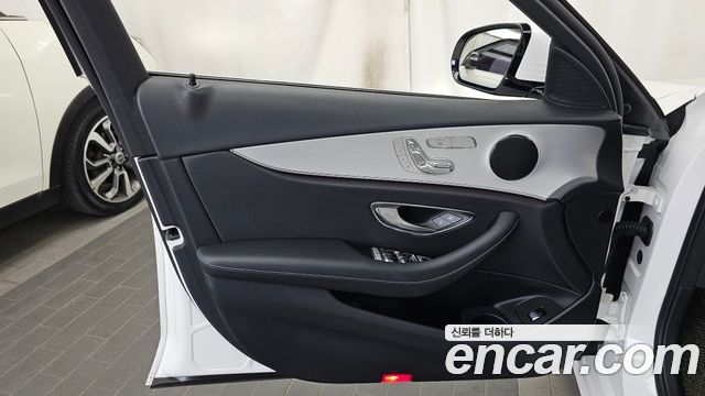 Mercedes-Benz E-Class E250 Avantgarde