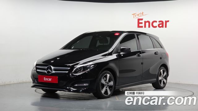 Mercedes-Benz B-Class B220