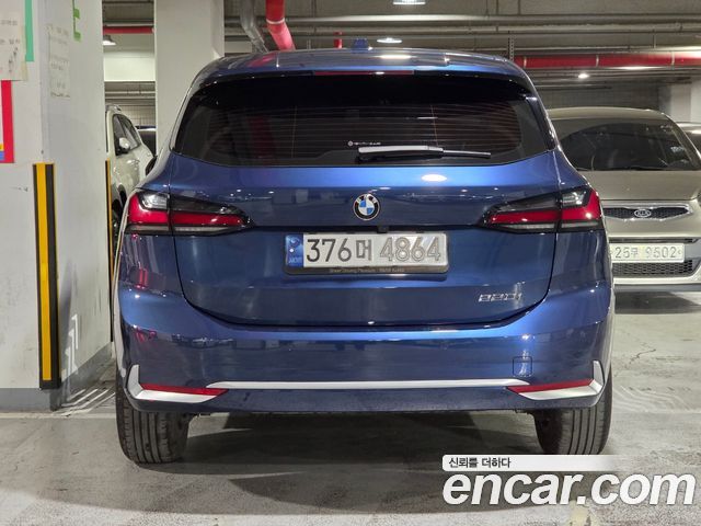 BMW 2-Series 220i Luxury