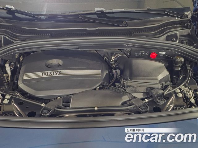 BMW 2-Series 220i Luxury