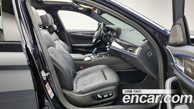 BMW 5-Series 530d M Sport Package