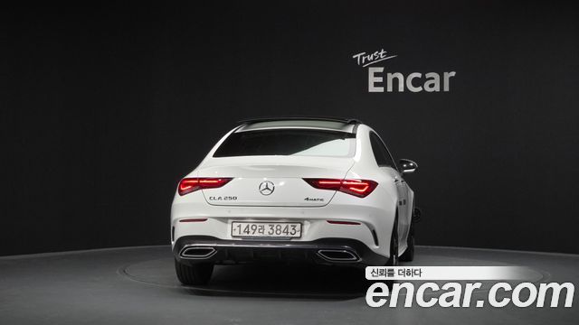 Mercedes-Benz CLA-Class CLA250 4MATIC