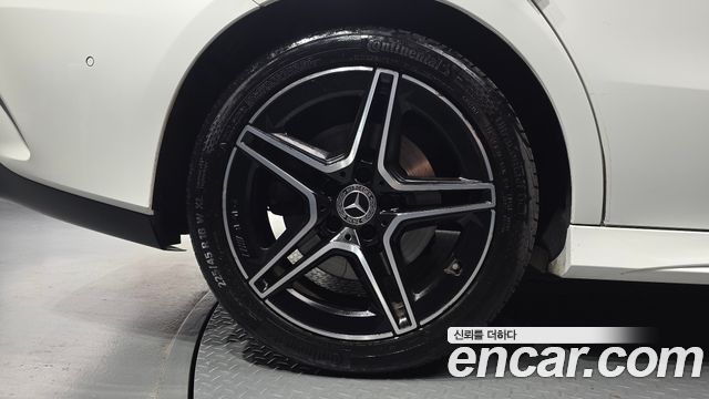 Mercedes-Benz CLA-Class CLA250 4MATIC