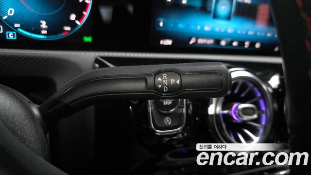 Mercedes-Benz CLA-Class CLA250 4MATIC
