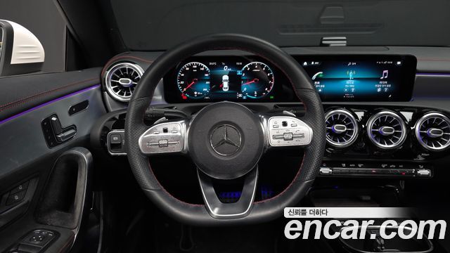Mercedes-Benz CLA-Class CLA250 4MATIC