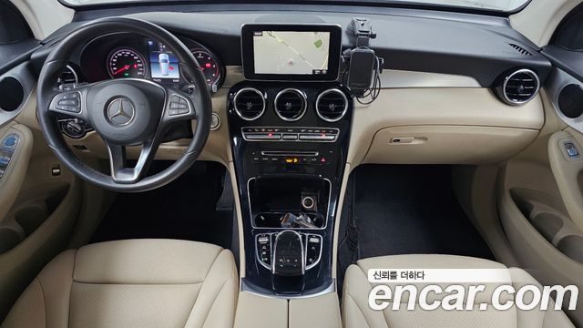 Mercedes-Benz GLC-Class GLC220 d 4MATIC