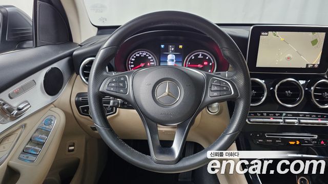 Mercedes-Benz GLC-Class GLC220 d 4MATIC