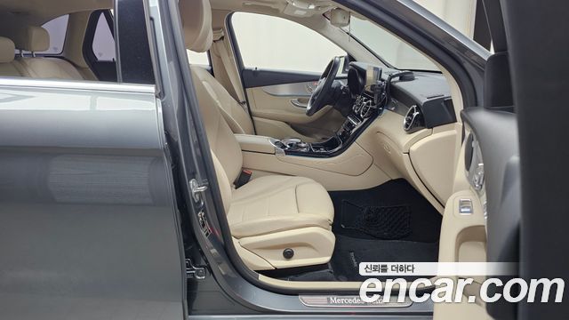 Mercedes-Benz GLC-Class GLC220 d 4MATIC