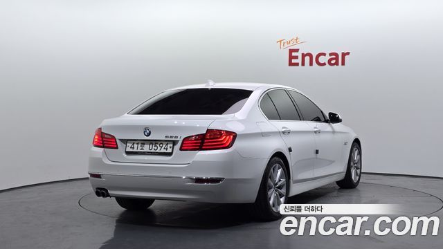 BMW 5-Series 528i Luxury Plus