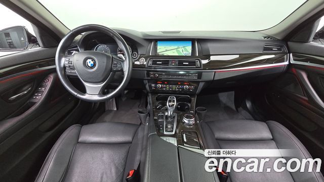 BMW 5-Series 528i Luxury Plus