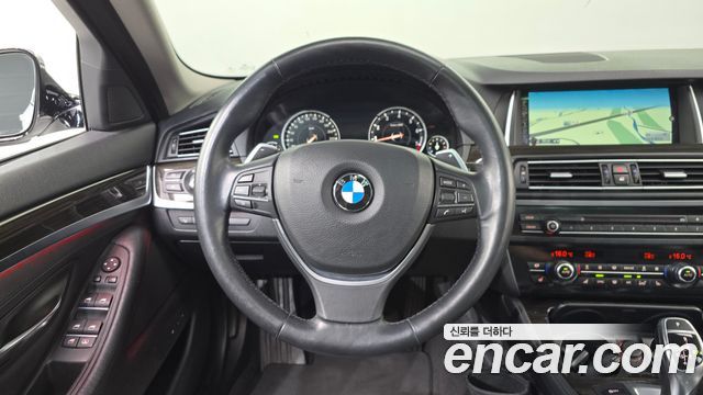 BMW 5-Series 528i Luxury Plus
