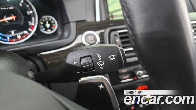BMW 5-Series 528i Luxury Plus