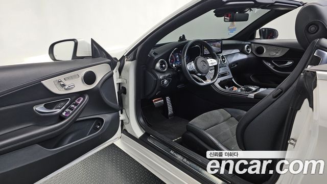Mercedes-Benz C-Class C200 Cabriolet