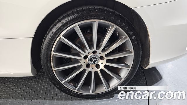 Mercedes-Benz C-Class C200 Cabriolet