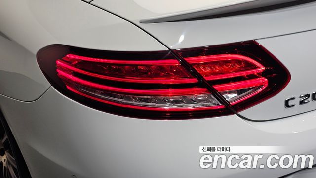 Mercedes-Benz C-Class C200 Cabriolet