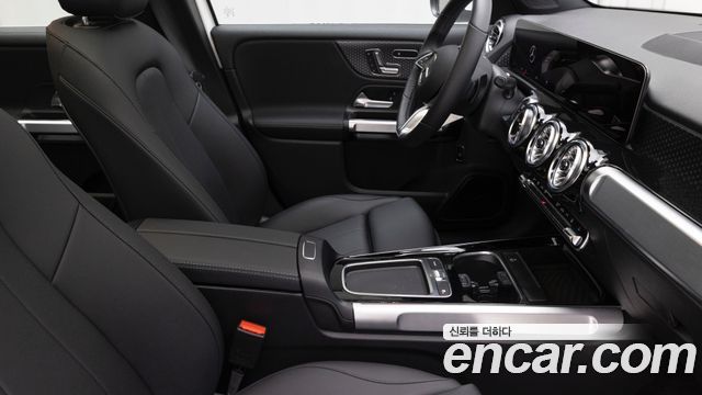 Mercedes-Benz EQB EQB300 4MATIC