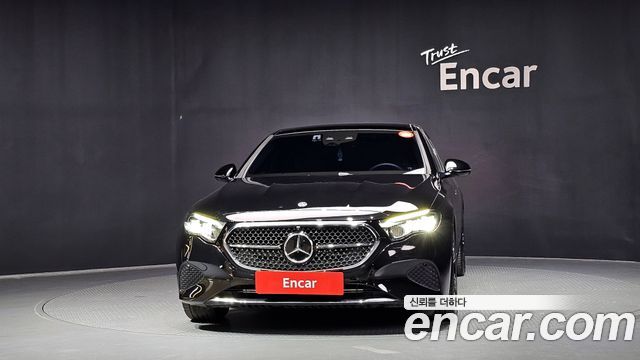 Mercedes-Benz E-Class E200 Avantgarde