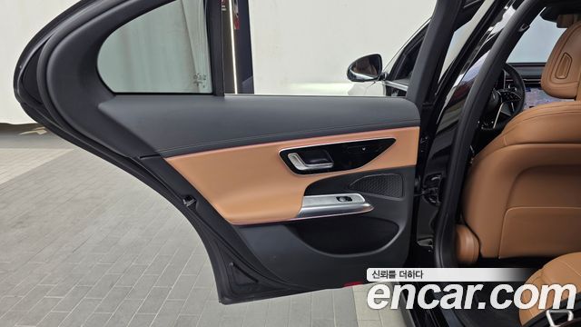 Mercedes-Benz E-Class E200 Avantgarde