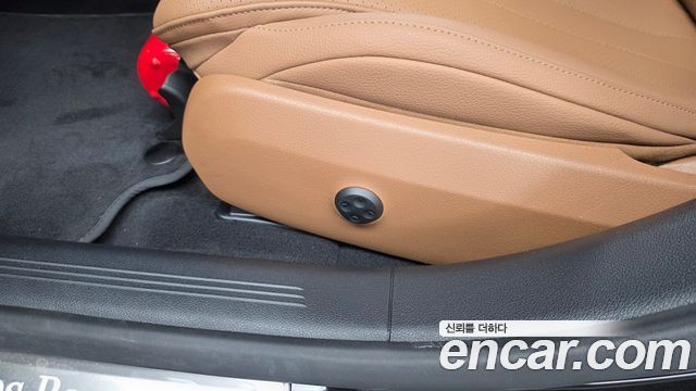 Mercedes-Benz E-Class E200 Avantgarde