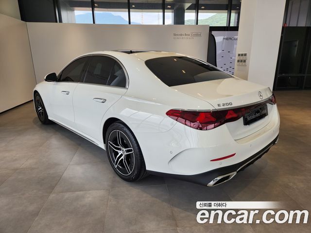Mercedes-Benz E-Class E200 AMG Line