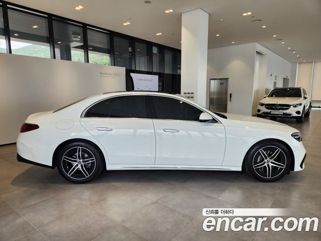 Mercedes-Benz E-Class E200 AMG Line