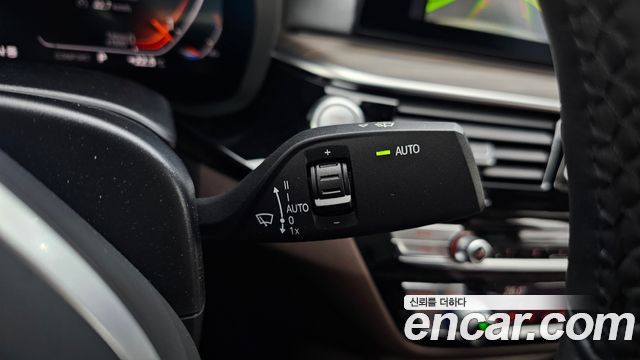 BMW 5-Series 520d M Sport Package Plus