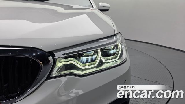 BMW 5-Series 520d M Sport Package Plus