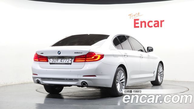 BMW 5-Series 520d xDrive Luxury Plus