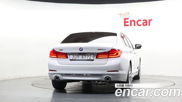 BMW 5-Series 520d xDrive Luxury Plus