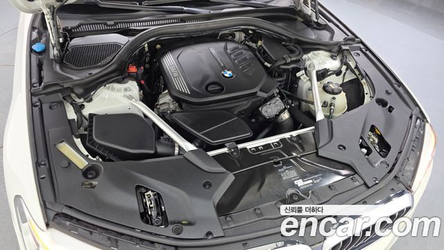 BMW 5-Series 520d xDrive Luxury Plus