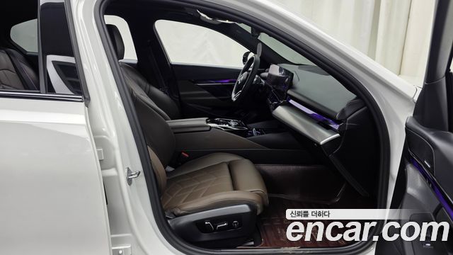 BMW 5-Series 520i Special Edition