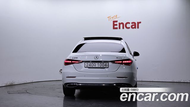 Mercedes-Benz C-Class C200 4MATIC Avantgarde