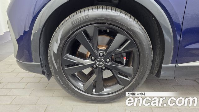 Audi Q4 e-tron 40 Premium