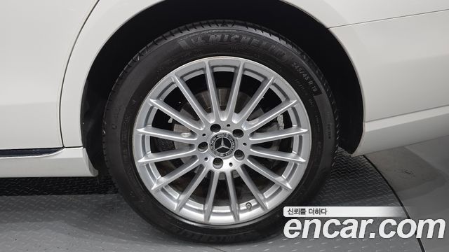Mercedes-Benz E-Class E250 Exclusive