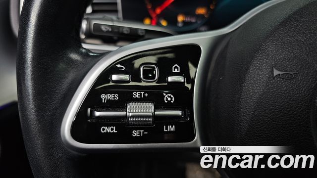 Mercedes-Benz GLE-Class GLE300d 4MATIC