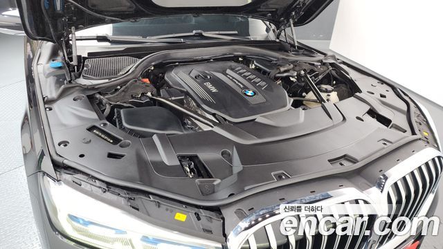 BMW 7-Series 730d xDrive M Sport