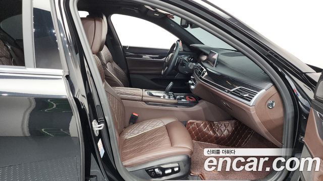 BMW 7-Series 730d xDrive M Sport