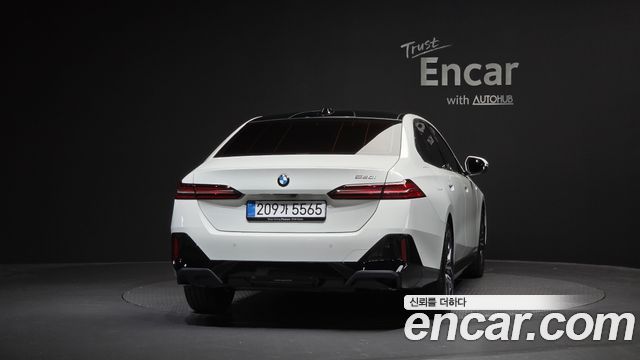 BMW 5-Series 520i M Sport