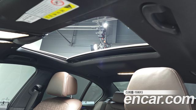 BMW 5-Series 530e M Sport
