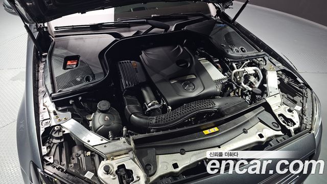 Mercedes-Benz E-Class E300 Avantgarde