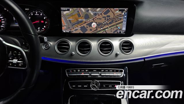 Mercedes-Benz E-Class E300 Avantgarde