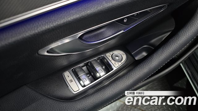 Mercedes-Benz E-Class E300 Avantgarde