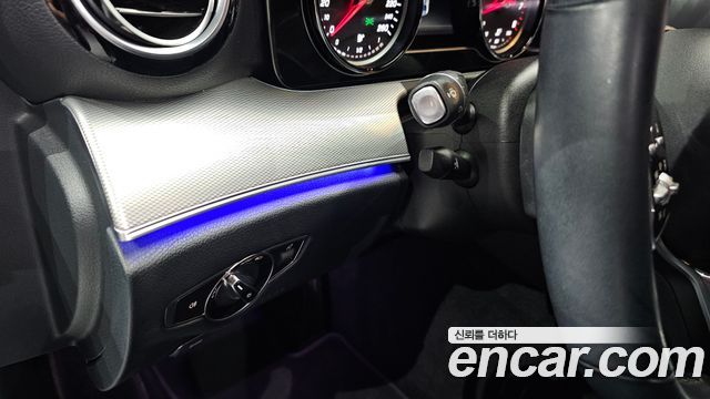 Mercedes-Benz E-Class E300 Avantgarde