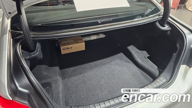 BMW 5-Series 520d xDrive Luxury Plus