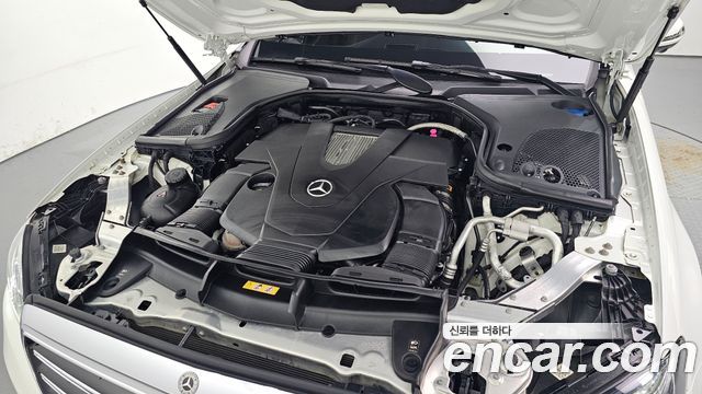 Mercedes-Benz E-Class E450 4MATIC Exclusive