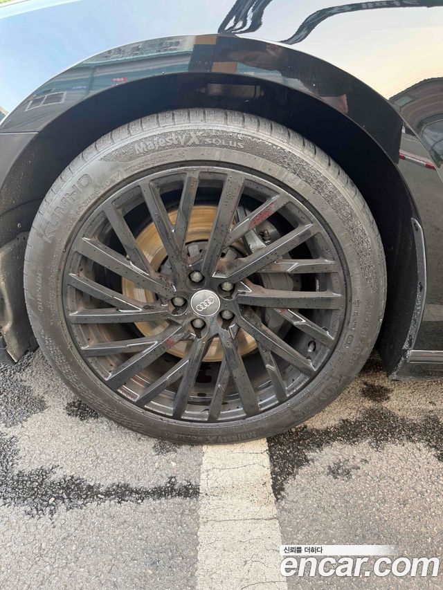 Audi A8 55 TFSI Quattro LWB