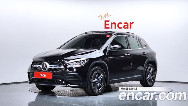 Mercedes-Benz GLA-Class GLA250 4MATIC