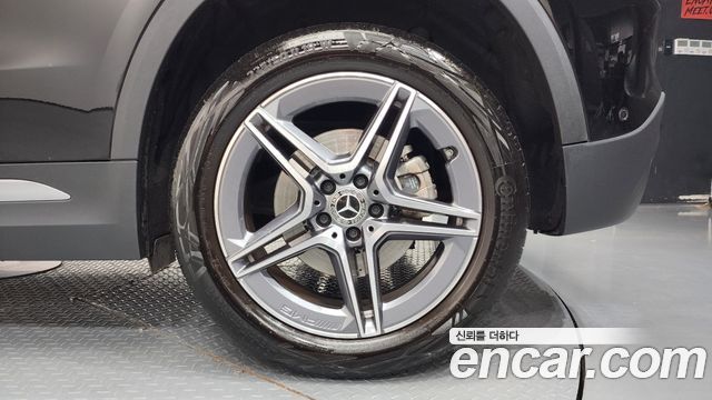 Mercedes-Benz GLA-Class GLA250 4MATIC